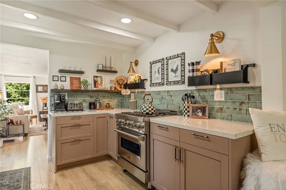 660 Spring Drive Crestline, CA 92325