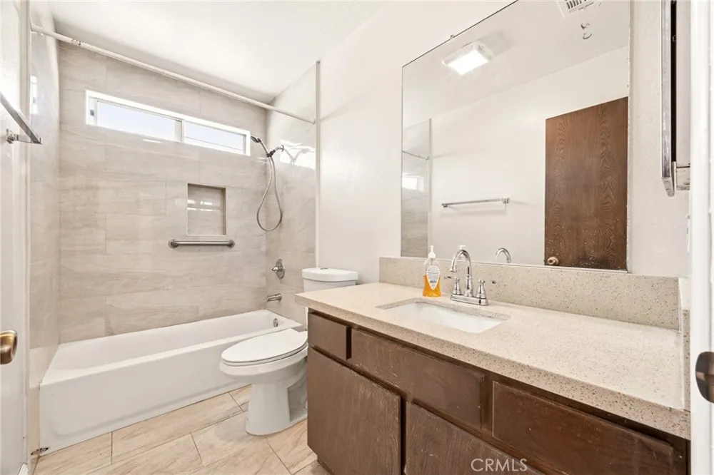 5934 Alessandro #1/2 Temple City, CA 91780