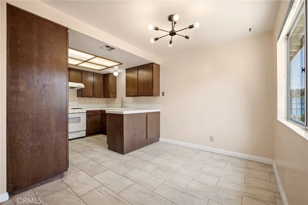 5934 Alessandro #1/2 Temple City, CA 91780