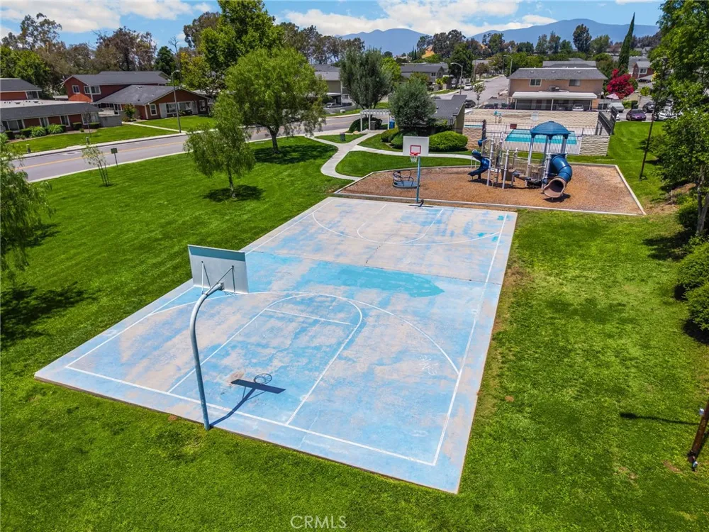 2148 Eveningside West Covina, CA 91792