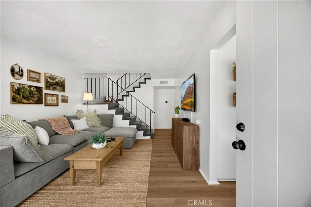 2148 Eveningside West Covina, CA 91792