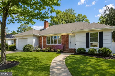 26 DELAWARE DRIVE