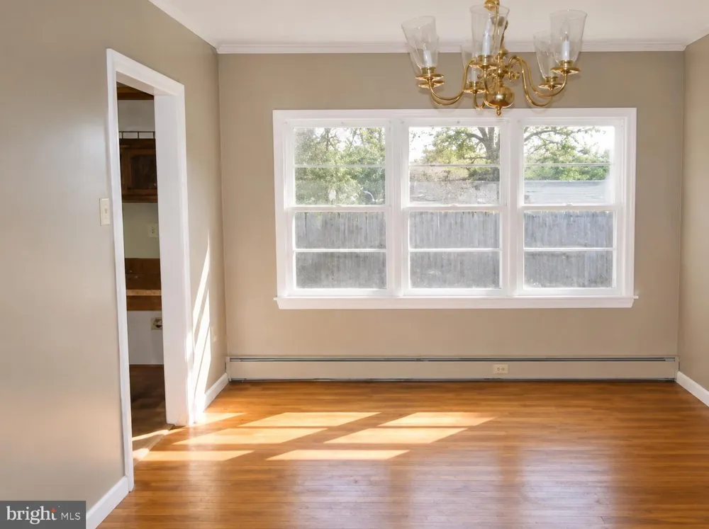 26 DELAWARE DRIVE Penns Grove, NJ 08069