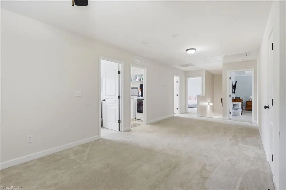 218 Penry Lane Clemmons, NC 27012