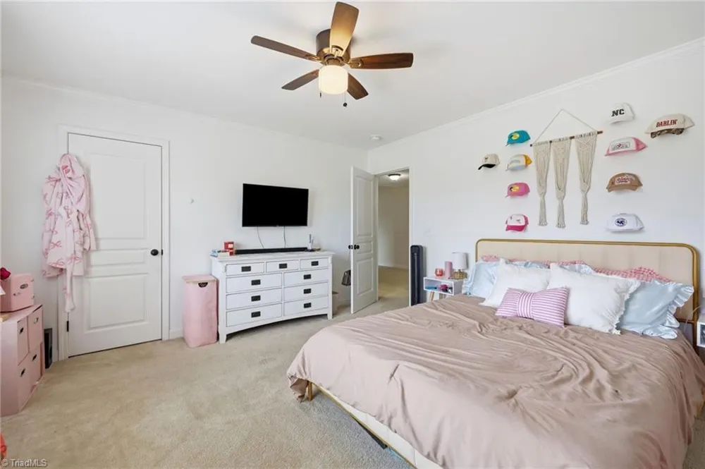 218 Penry Lane Clemmons, NC 27012