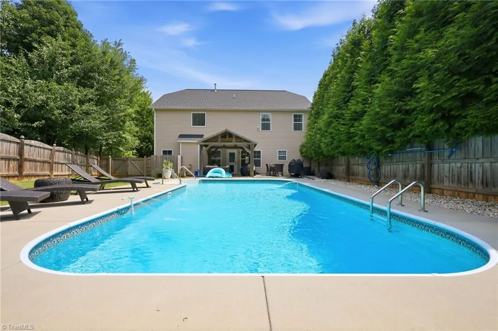 218 Penry Lane Clemmons, NC 27012