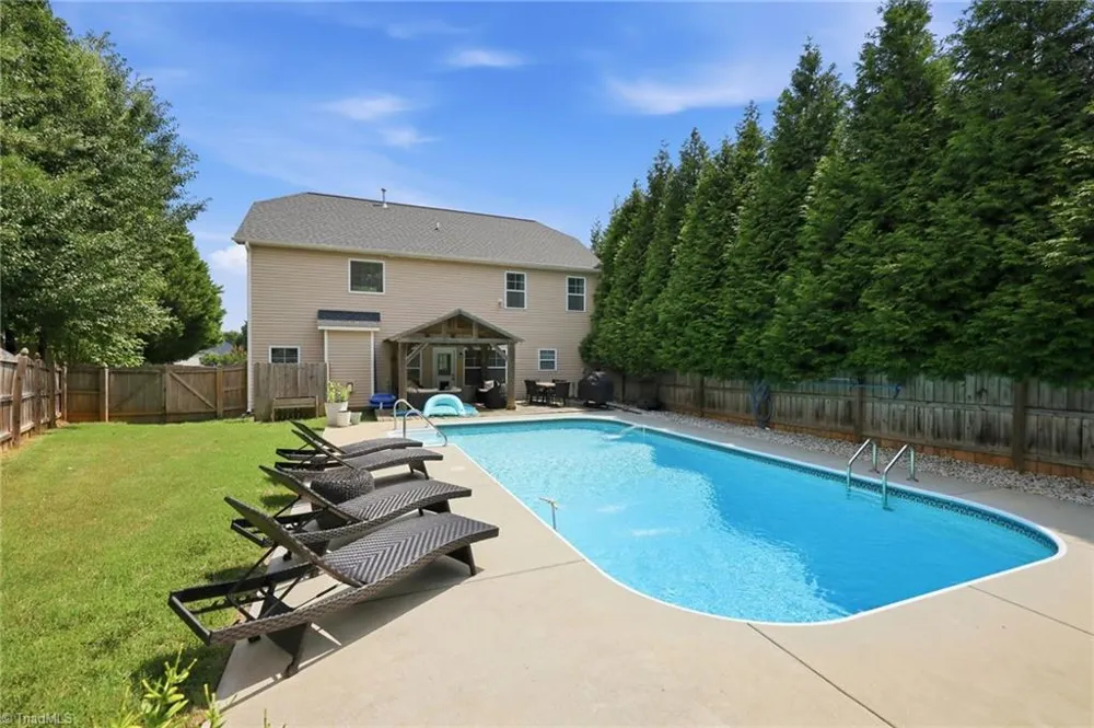 218 Penry Lane Clemmons, NC 27012