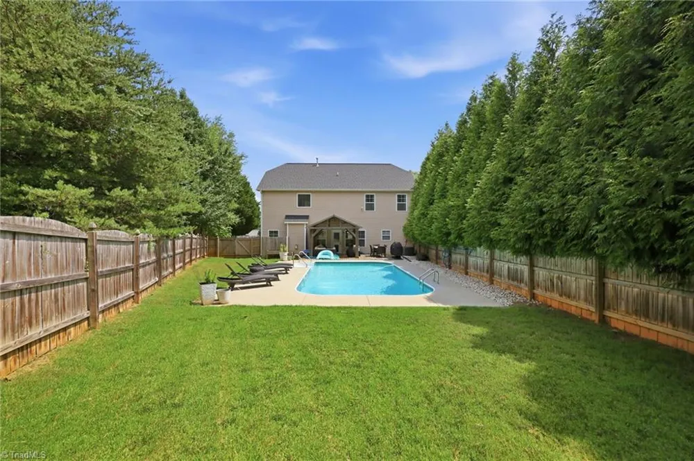 218 Penry Lane Clemmons, NC 27012