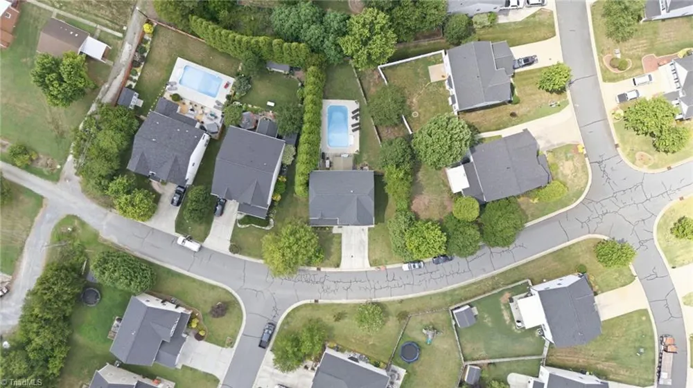 218 Penry Lane Clemmons, NC 27012