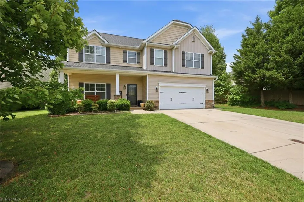 218 Penry Lane Clemmons, NC 27012