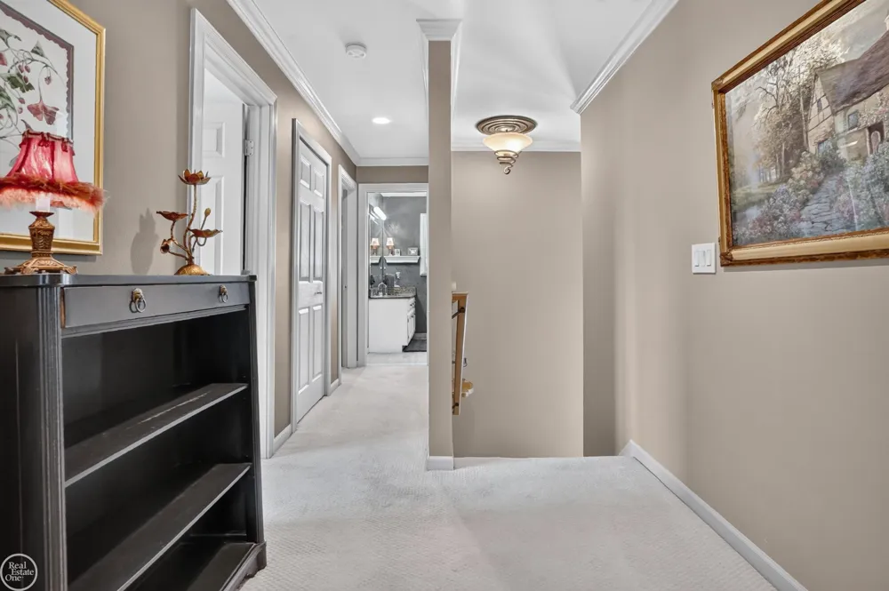 41220 Scarborough Court Clinton Charter Township, MI 48038