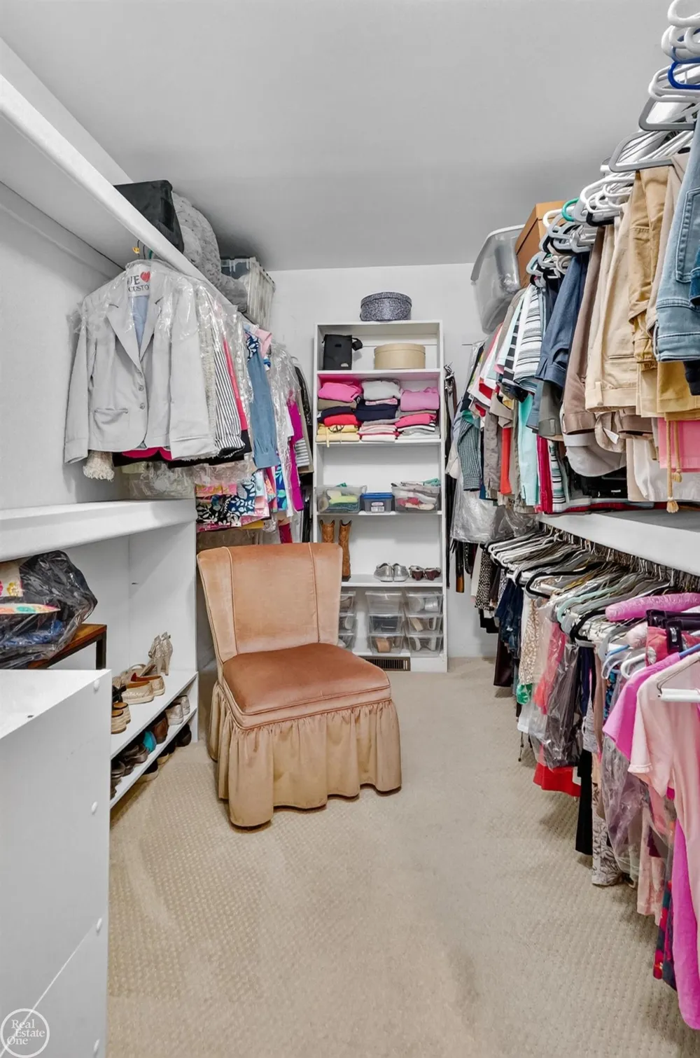 41220 Scarborough Court Clinton Charter Township, MI 48038
