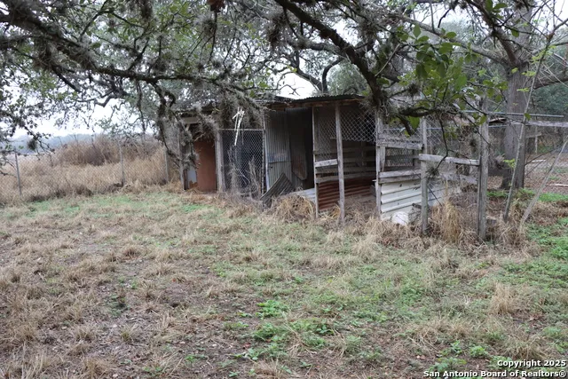 367 Waxwing Poteet, TX 78065
