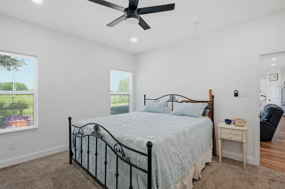 310 Water Street Savoy, TX 75479