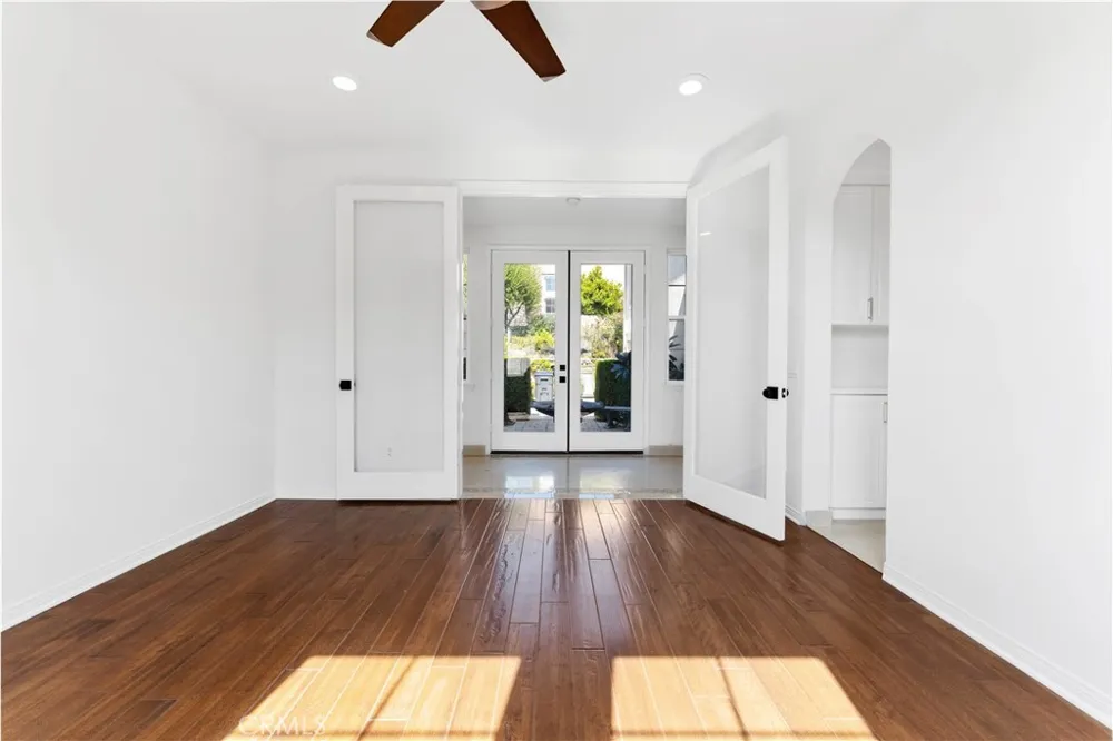 4116 Dakota Moorpark, CA 93021