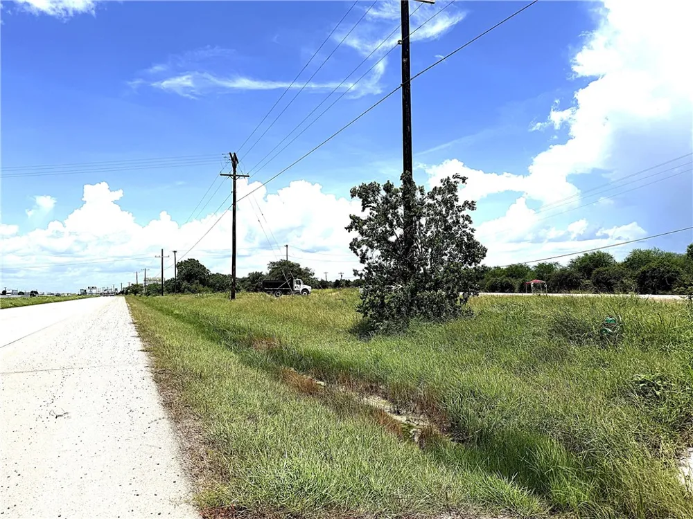 11604 US Highway 59 Victoria, TX 77905