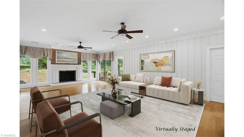 175 Sandtrap Lane Pilot Mountain, NC 27041
