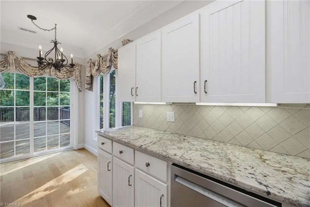 175 Sandtrap Lane Pilot Mountain, NC 27041