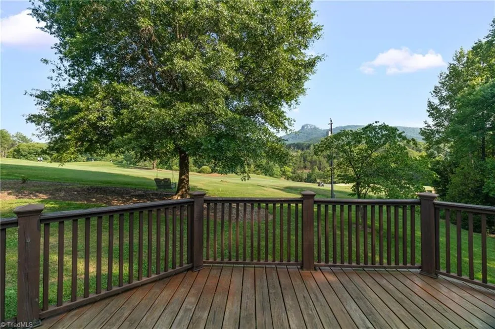175 Sandtrap Lane Pilot Mountain, NC 27041