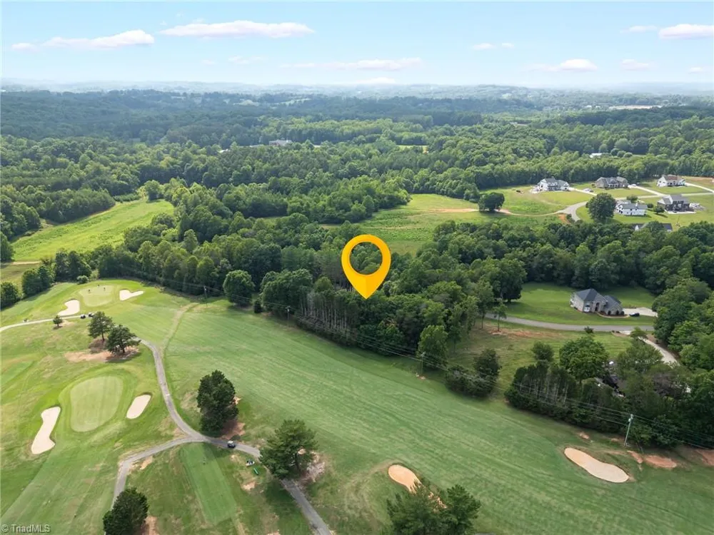 175 Sandtrap Lane Pilot Mountain, NC 27041