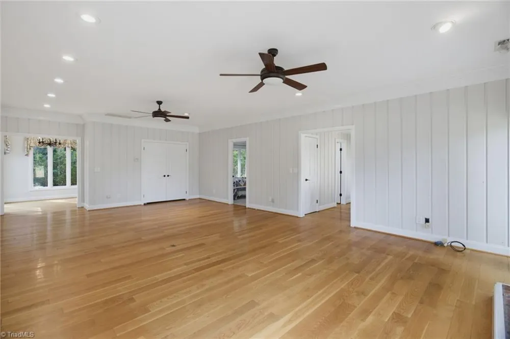 175 Sandtrap Lane Pilot Mountain, NC 27041