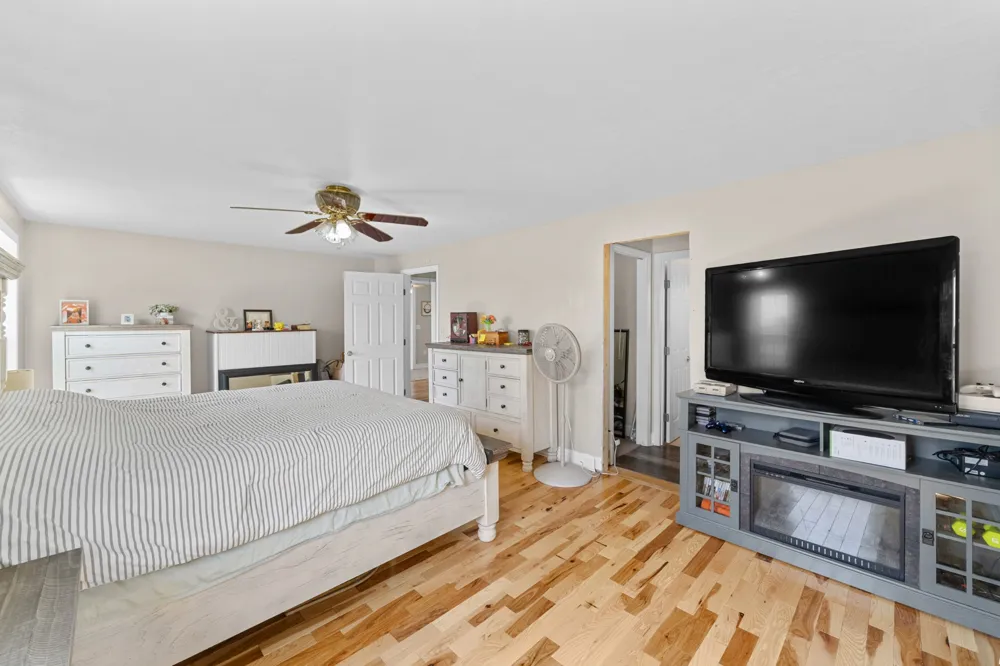 11 Jess Long Ln Hillsboro, TN 37342