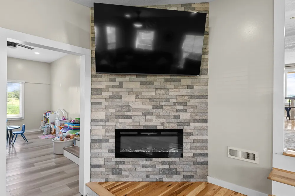 11 Jess Long Ln Hillsboro, TN 37342