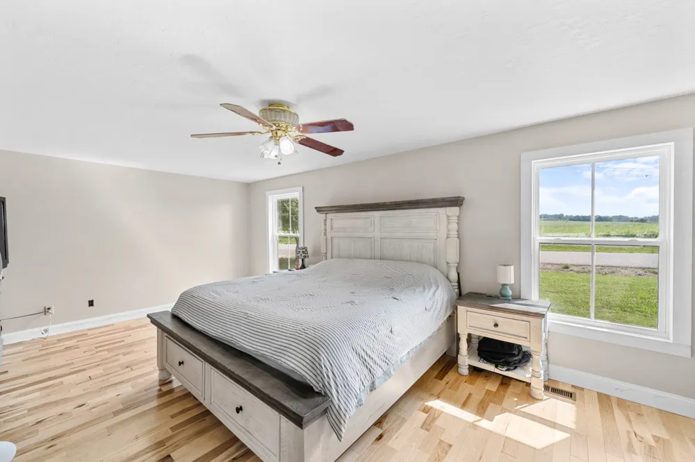 11 Jess Long Ln Hillsboro, TN 37342