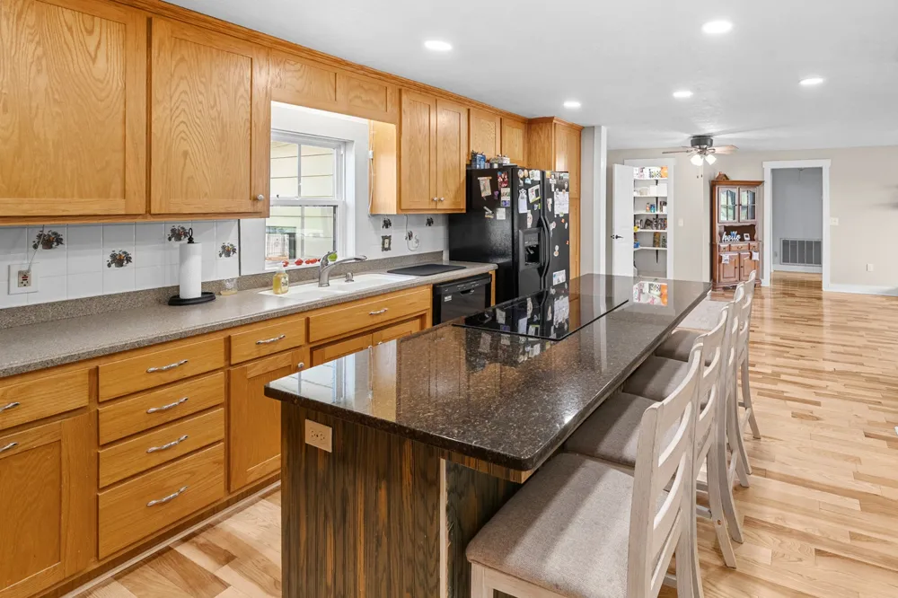 11 Jess Long Ln Hillsboro, TN 37342