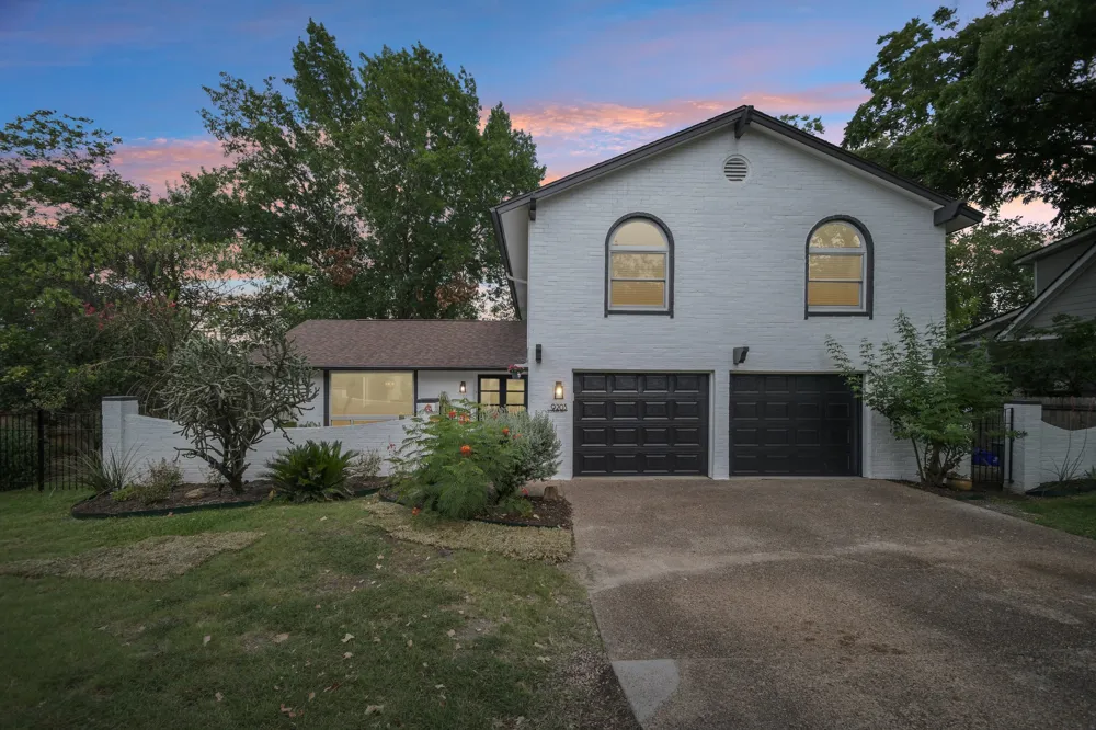 9203 Comburg Drive Austin, TX 78748