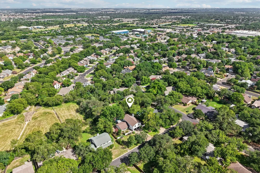 9203 Comburg Drive Austin, TX 78748