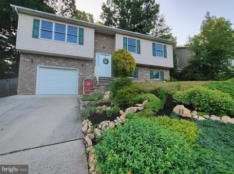 11 INDEPENDENCE DRIVE