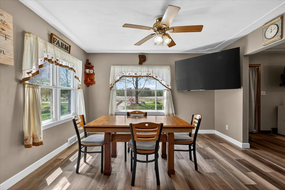 261 19 Mile Road NE Solon Township, MI 49319