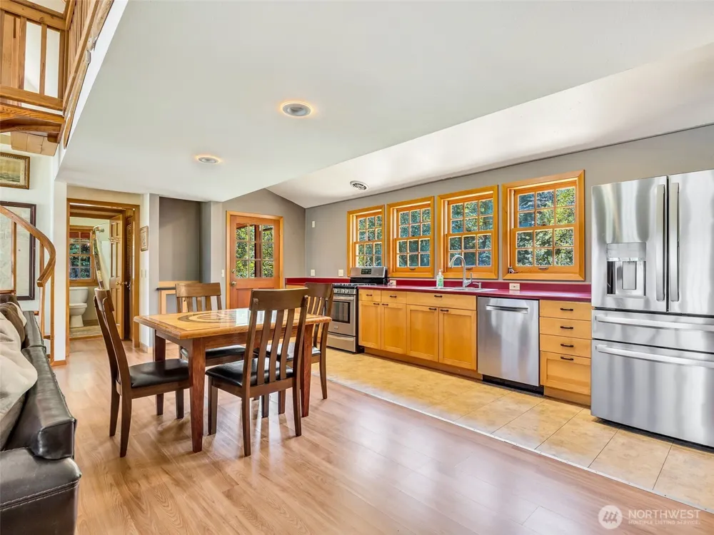 33811 Territory Road Oysterville, WA 98641