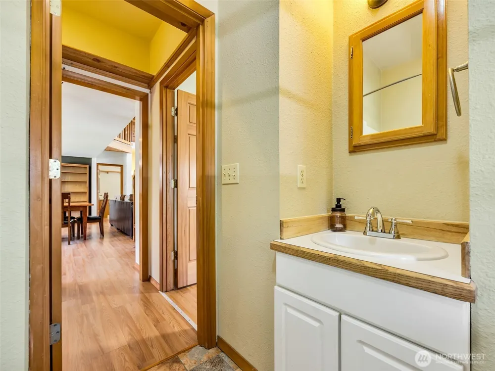 33811 Territory Road Oysterville, WA 98641