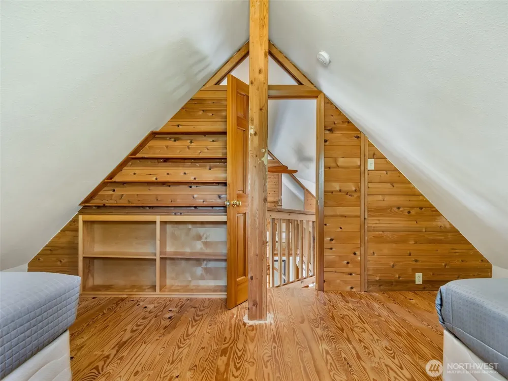 33811 Territory Road Oysterville, WA 98641