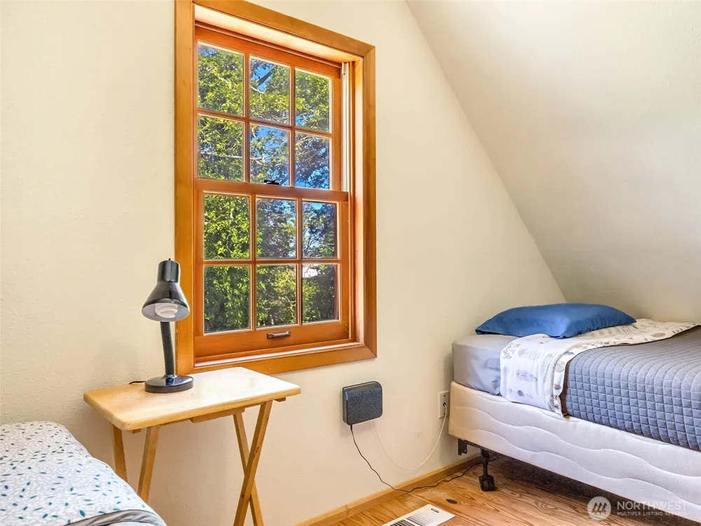 33811 Territory Road Oysterville, WA 98641