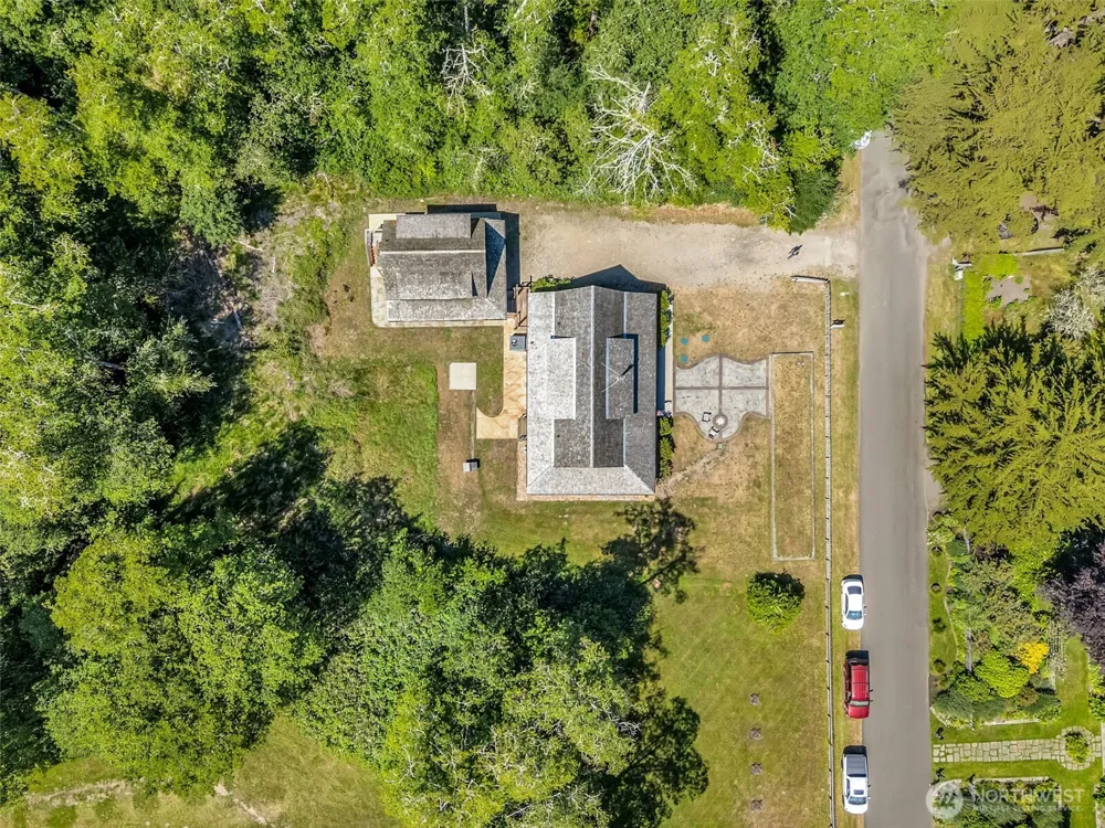 33811 Territory Road Oysterville, WA 98641