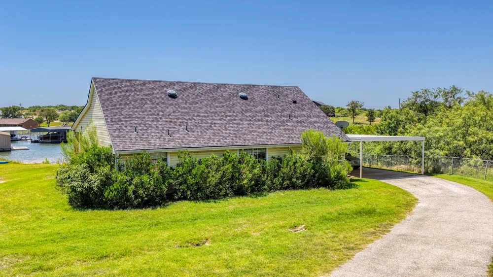 1011 Firewheel Trail Graford, TX 76449