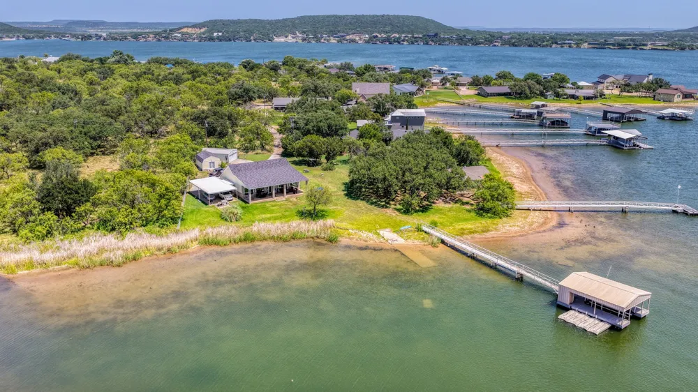 1011 Firewheel Trail Graford, TX 76449