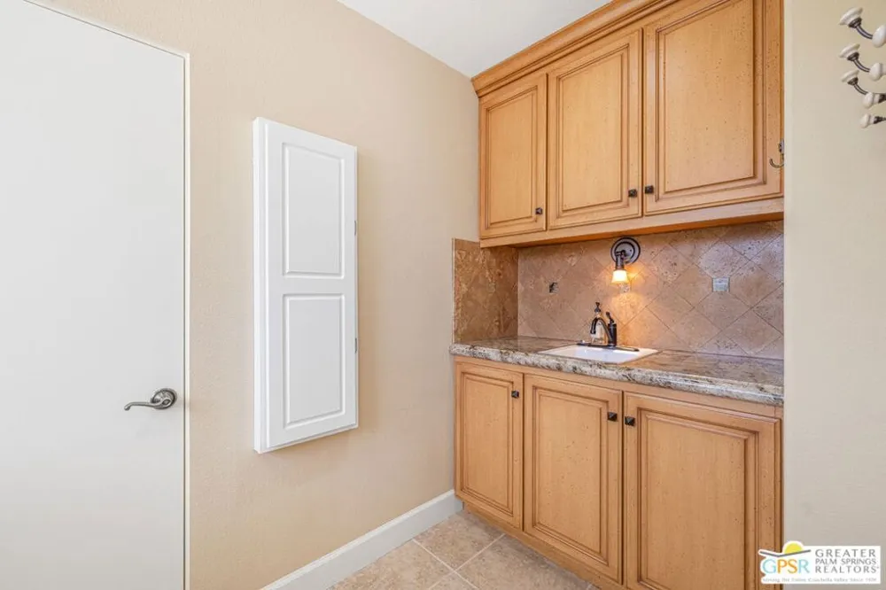 818 Inverness Drive Rancho Mirage, CA 92270