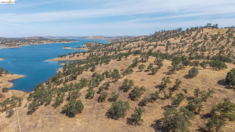 2 Cavalieri Ranch Rd La Grange, CA 95329