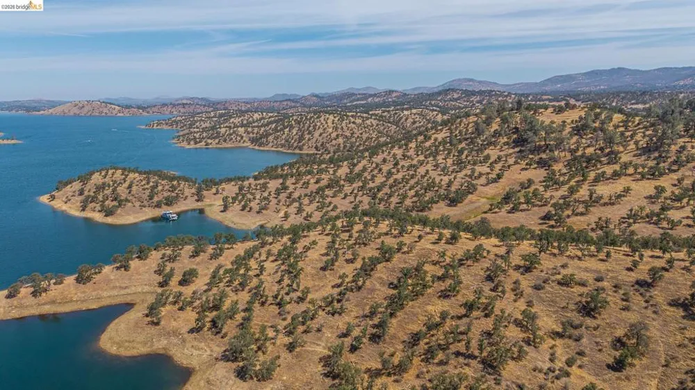 2 Cavalieri Ranch Rd La Grange, CA 95329