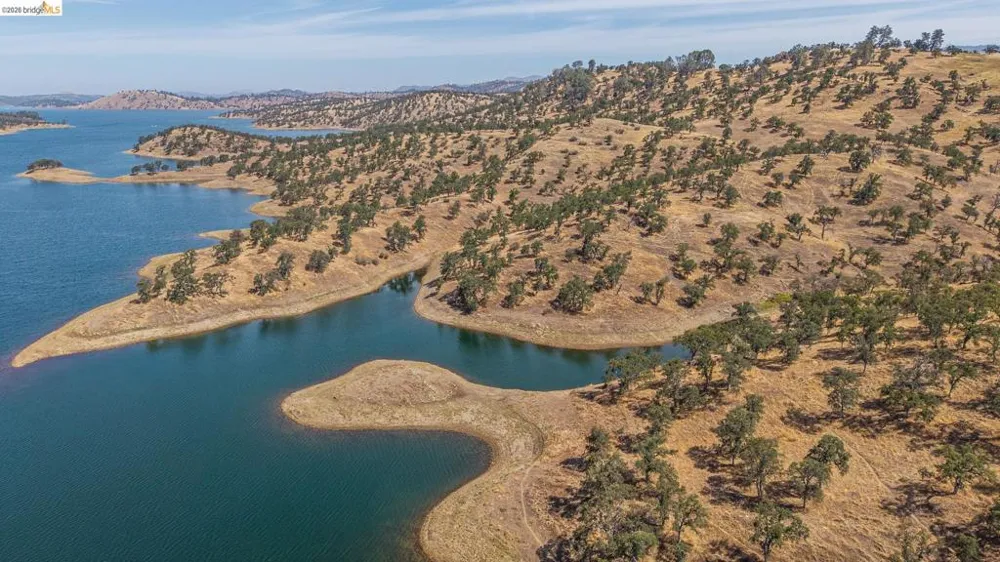 2 Cavalieri Ranch Rd La Grange, CA 95329