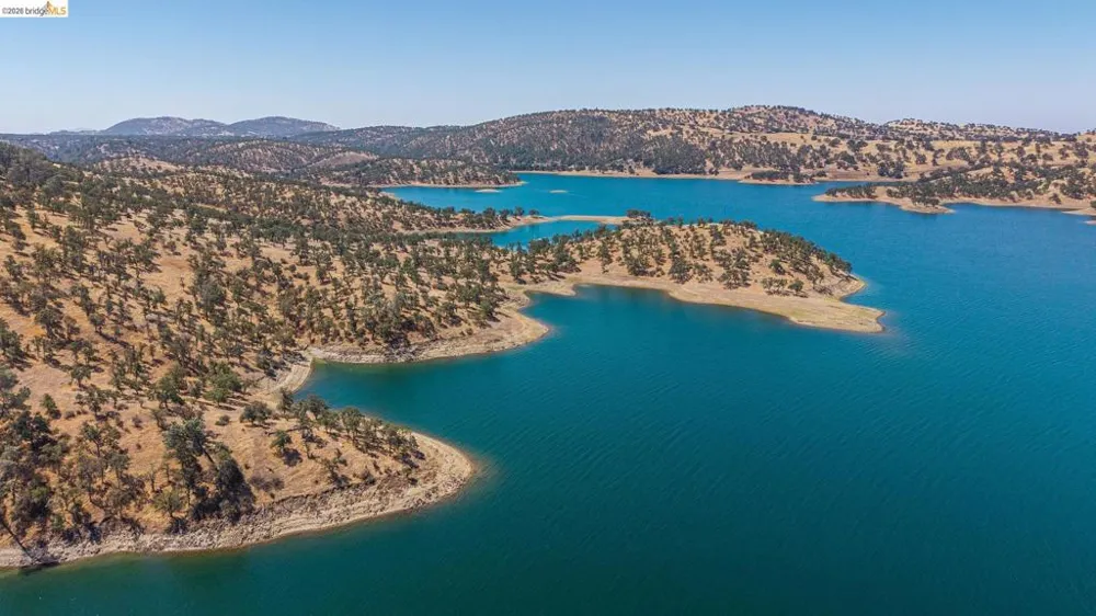 2 Cavalieri Ranch Rd La Grange, CA 95329