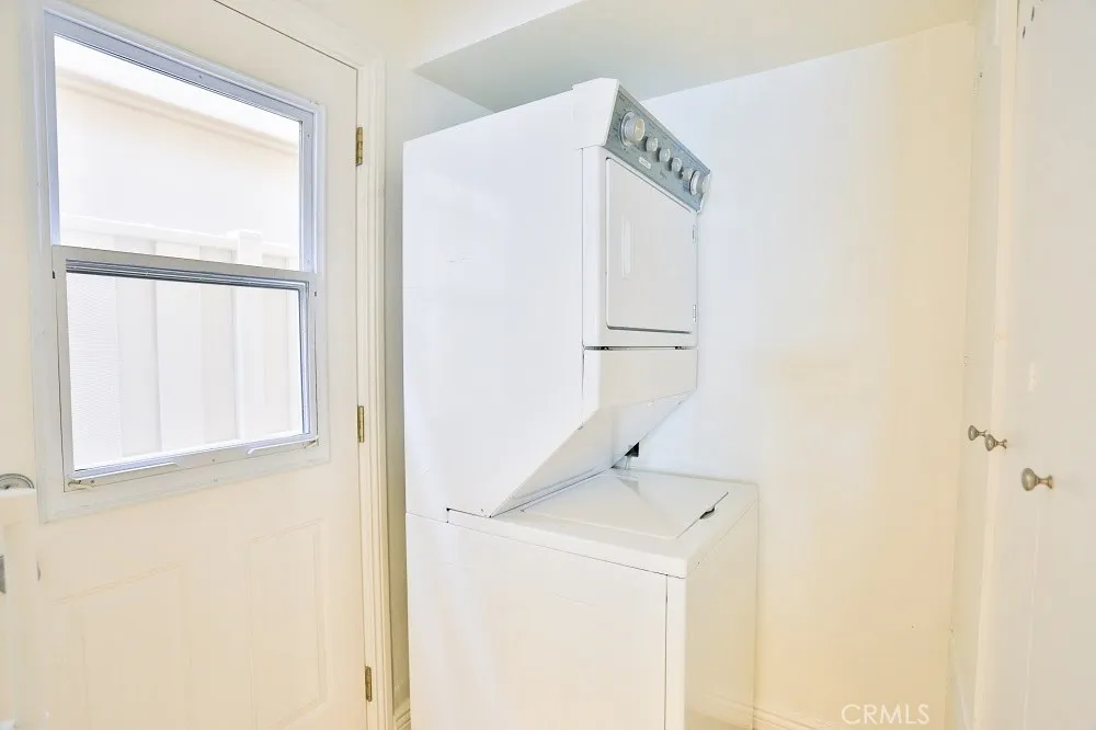 439 Via Lido Soud Newport Beach, CA 92663
