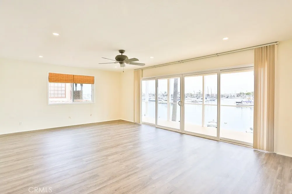 439 Via Lido Soud Newport Beach, CA 92663