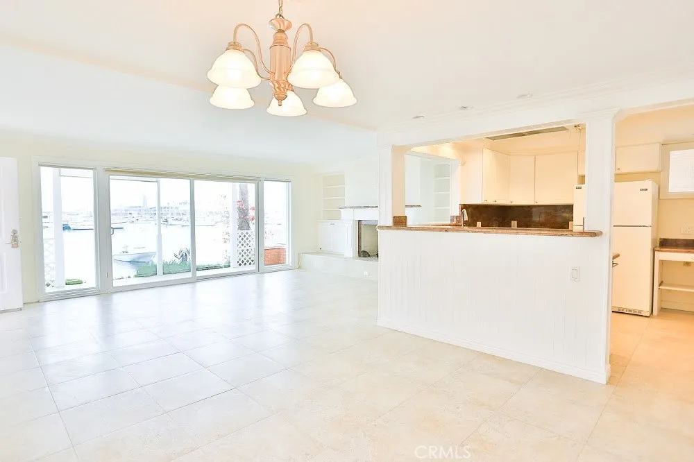 439 Via Lido Soud Newport Beach, CA 92663