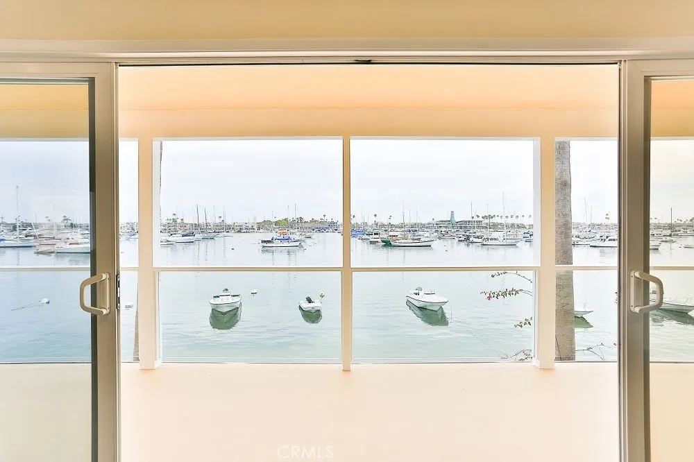 439 Via Lido Soud Newport Beach, CA 92663