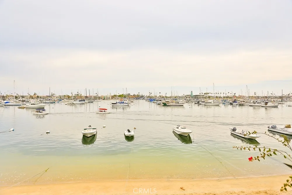 439 Via Lido Soud Newport Beach, CA 92663